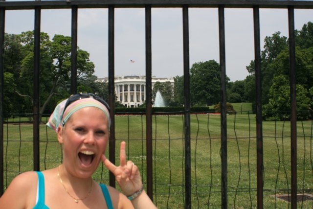 asiansmilethewhitehouse.jpg